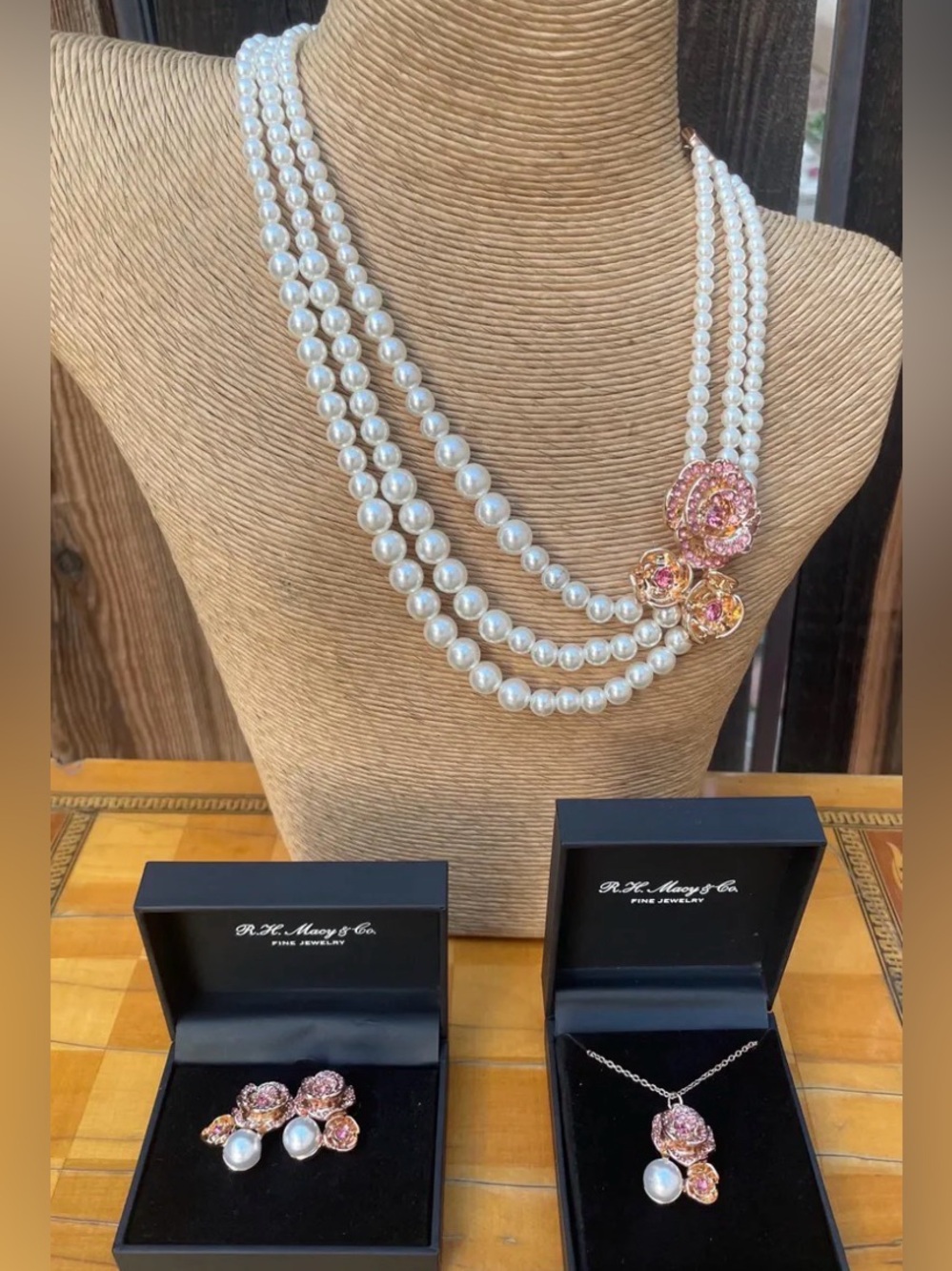 Vintage 1980s SAQ Avon Faux Pearl Pink Rhinestone Necklace Earrings Jewelry Set